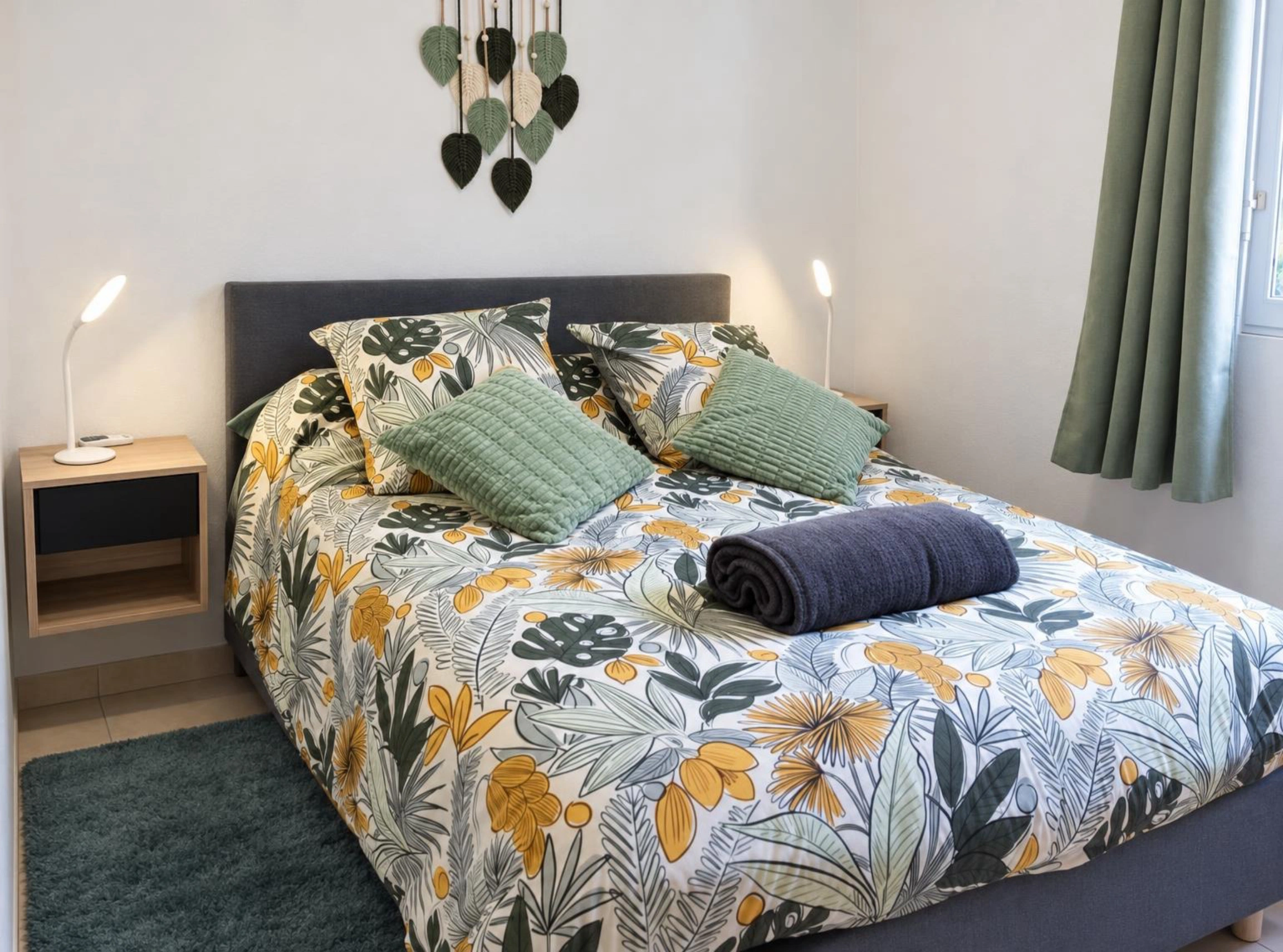Chambre lumineuse dans appartement meublé à Béziers