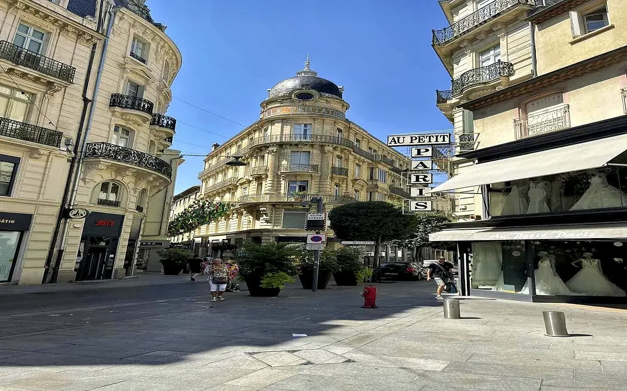 Centre historique de Béziers proche de la location